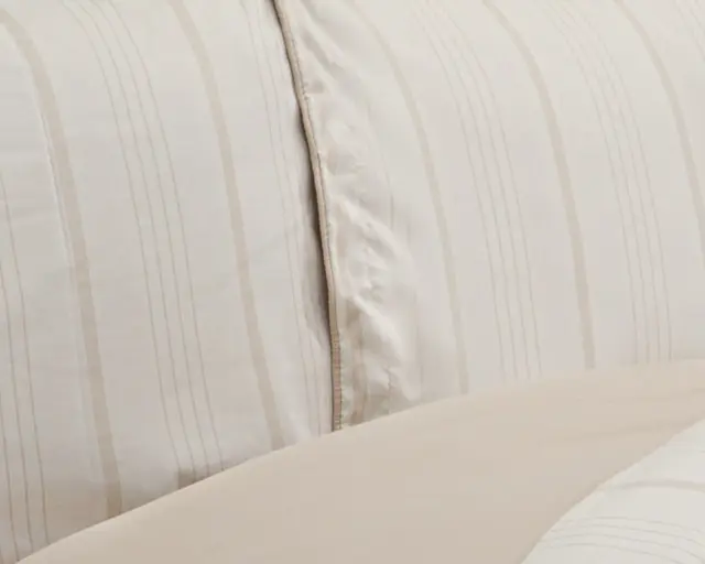 Rainbow Comforter — Cushions & pillowcases