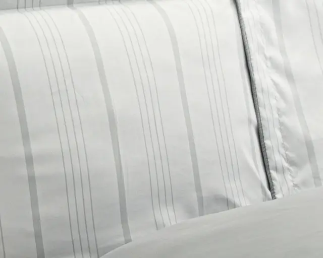 Rainbow Comforter — Cushions & pillowcases