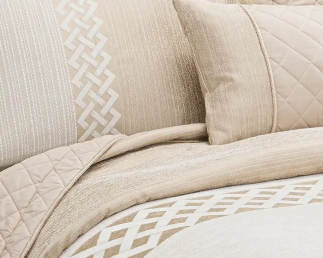Damak Comforter — Cushions & pillowcases