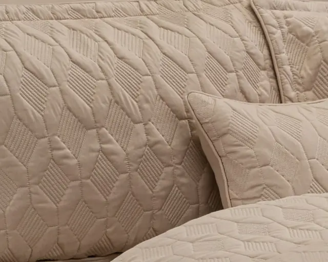 Romac Comforter — Cushions & pillowcases